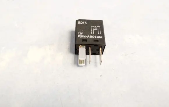 Mazda 2 Other relay a1001x62 a1001-x62