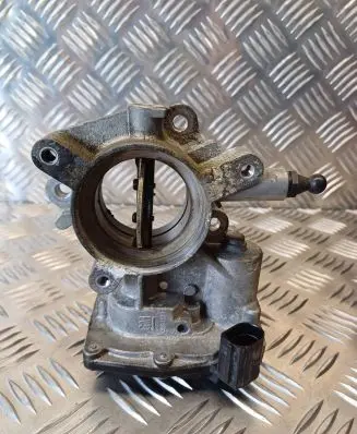 Opel Insignia A Throttle valve 50569200
