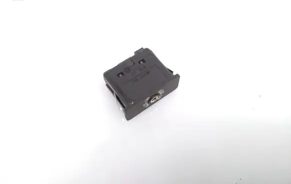 BMW X5 E70 AUX in-socket connector 9237655