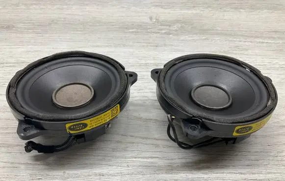 Jaguar F-Type Front door speaker BJ3218808BB