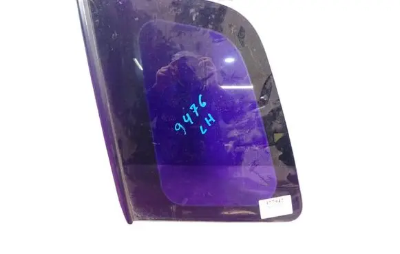 Ford Fusion Rear side window