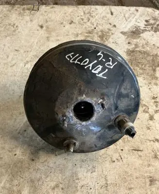Toyota RAV 4 (XA20) Brake booster 13101011250 2D00206