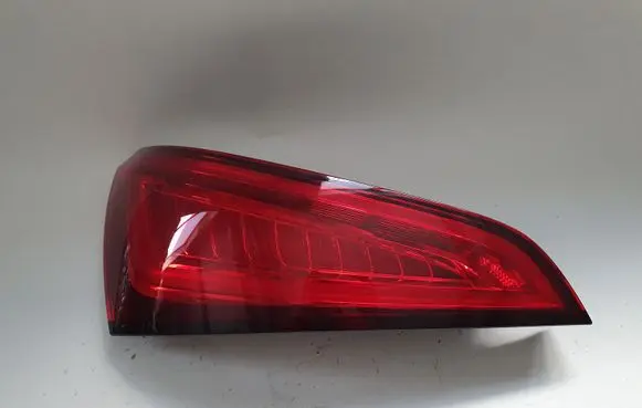 Audi Q5 SQ5 Tailgate rear/tail lights 8R0945093C