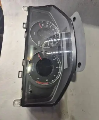 Volvo V70 Speedometer (instrument cluster) 36000411 69199660U 31254535AA