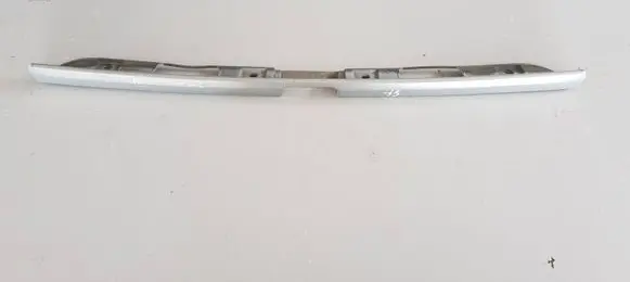 Volkswagen Golf III Trunk door license plate light bar 1H6827577A