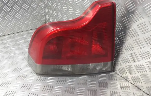 Volvo S80 Rear/tail lights 8664079