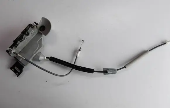 Opel Grandland X Front door lock PSA146097