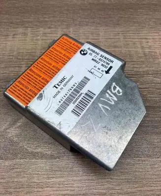 BMW 5 E39 Airbag control unit/module 8374799 MRSZ9032