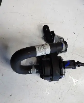 Renault Austral Water pump 210101470R