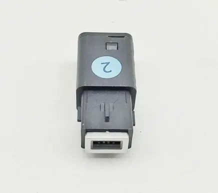 Peugeot 2008 II USB socket connector 98217039DX 9824334377