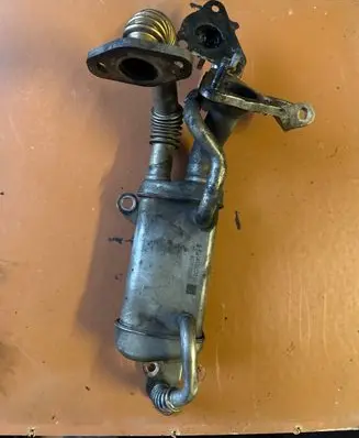 Renault Scenic III - Grand scenic III EGR valve cooler 147350364R 40701092A