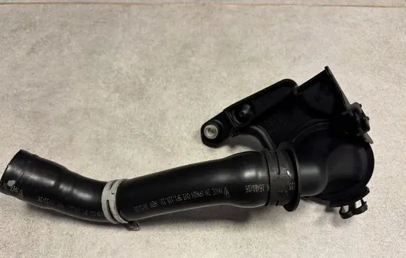 Porsche 911 991 Oil fill pipe 9P1115653