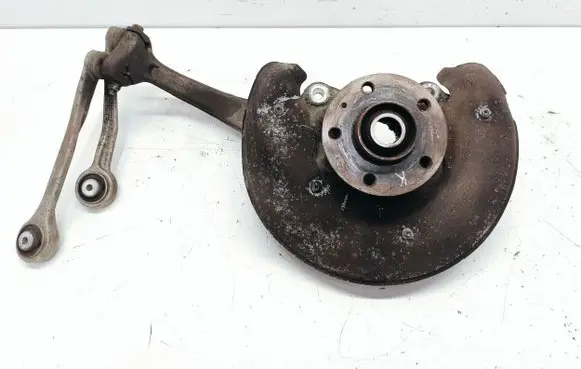 Audi A4 S4 B8 8K Front wheel hub spindle knuckle 11018BF020