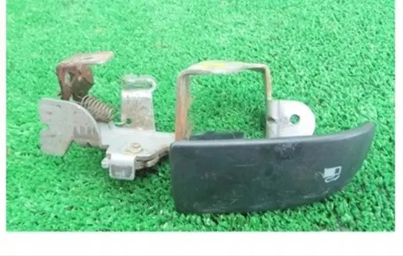 Mazda 626 Fuel cap release pull handle 