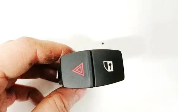BMW 3 F30 F35 F31 Hazard light switch 61319231786 61.319231786