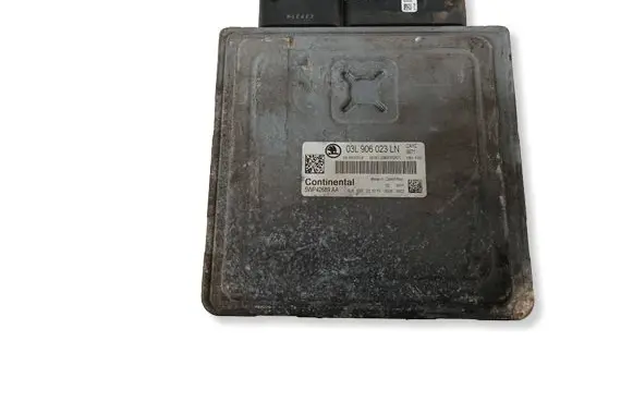 Skoda Rapid (NH) Engine control unit/module 03L906023LN 5WP42689AA 03L906023LK