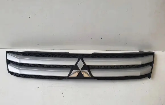 Mitsubishi Eclipse Cross Front bumper upper radiator grill 7450B072