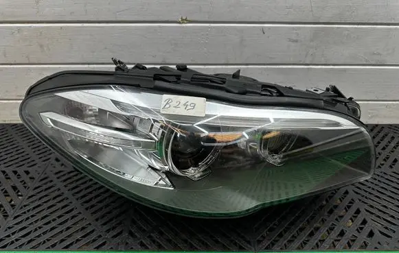 BMW 5 F10 F11 Headlight/headlamp 7378514