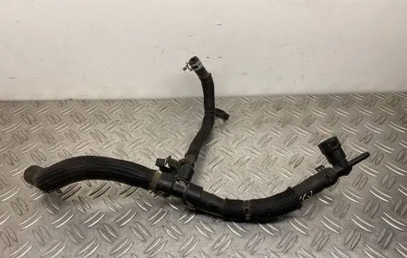 Ford Fusion II Engine coolant pipe/hose 