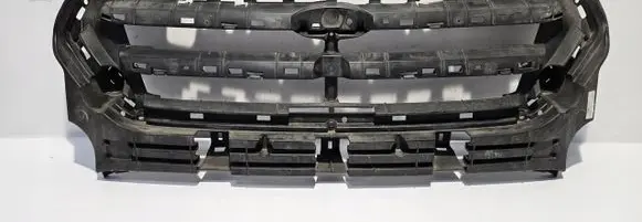 Ford Kuga II Front grill GV448A164A