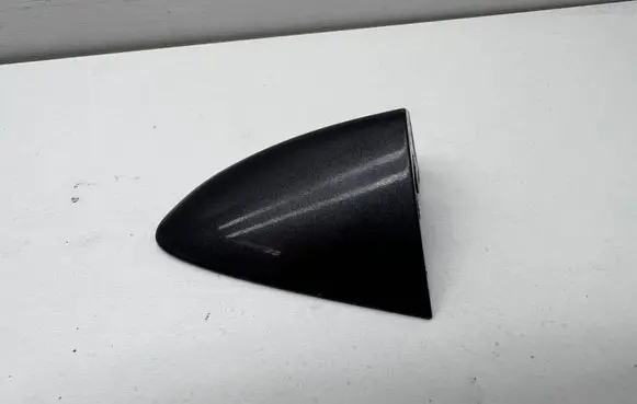 Volkswagen PASSAT B6 Loading door cover/cap 3C0837879