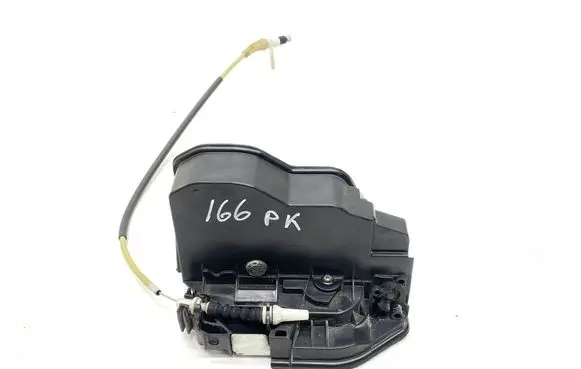 BMW 5 F10 F11 Coupe door lock (next to the handle) 7229455 A053702