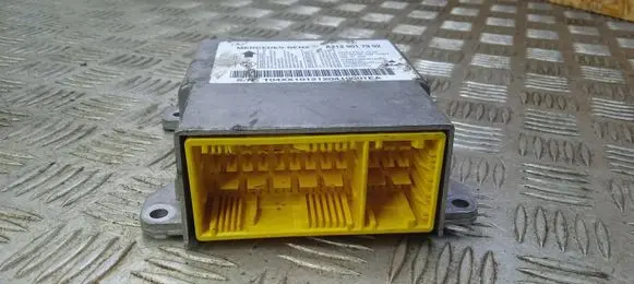 Mercedes-Benz CLS C218 AMG Airbag control unit/module A2129017902