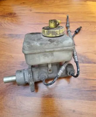 Audi A3 S3 8L Master brake cylinder 21027099