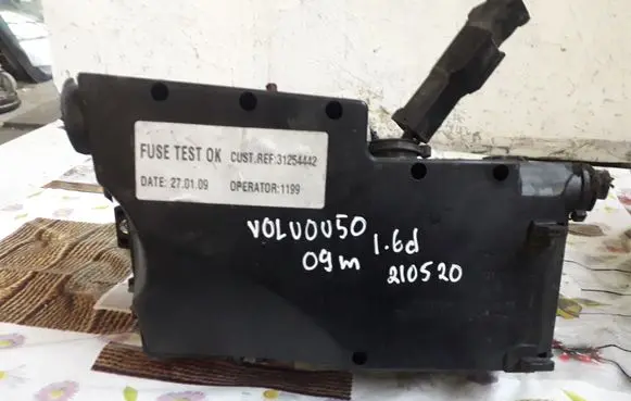 Volvo V50 Fuse box set 31254443 1199