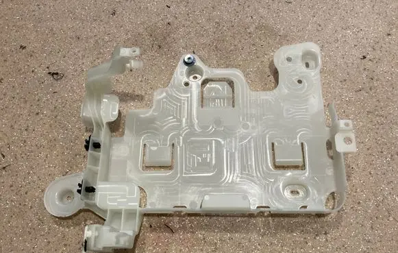 BMW M5 F90 Other engine bay part 9331163