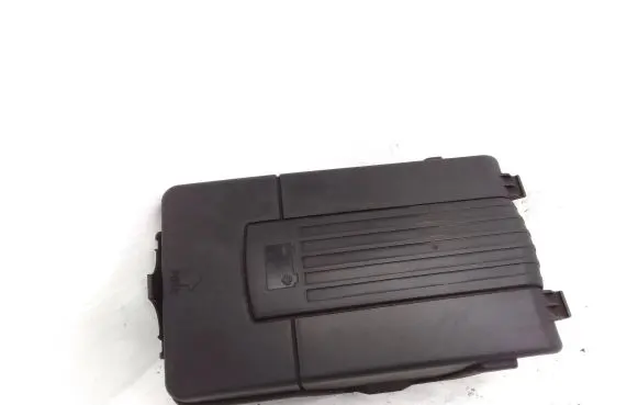 Volkswagen Passat Alltrack Battery box tray cover/lid 3C0915443A