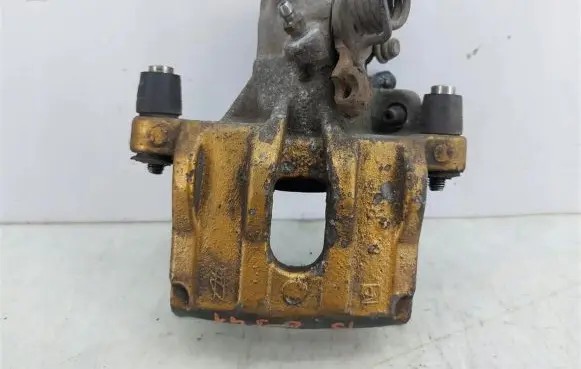 Mazda 3 I Rear brake caliper