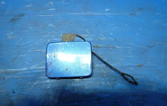 BMW 3 E90 E91 Front tow hook cap/cover 7116687