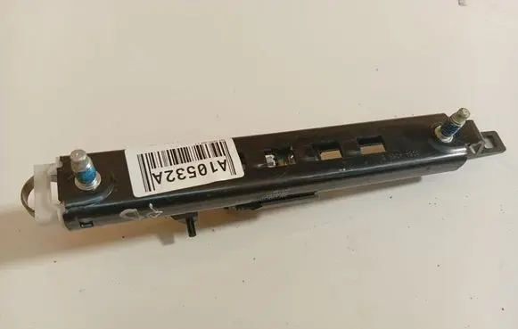 Opel Zafira A Seat belt adjustment rail 72513904B