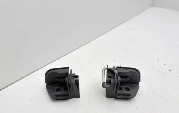 BMW 5 G30 G31 G38 Parcel shelf load cover mount bracket 9918020155