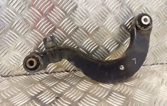 Volkswagen Tiguan Rear control arm 1K0505323V