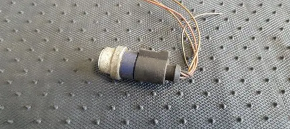 Coolant temperature sensor