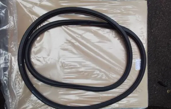 Skoda Karoq Front door rubber seal 575867366Q9B9