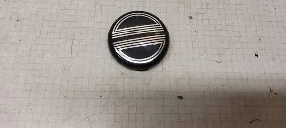Volkswagen Golf V Original wheel cap