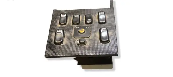 Mercedes-Benz ML W163 Electric window control switch A1638206610 03751566