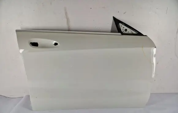 Mercedes-Benz CLA C117 X117 W117 Front door 