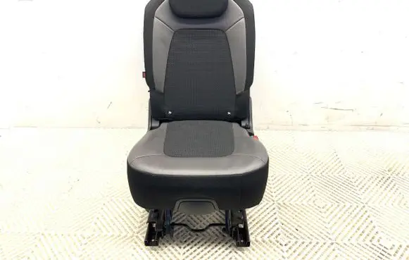 Citroen C4 II Picasso Rear seat 