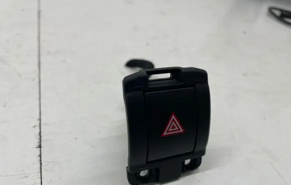 KIA Niro Hazard light switch 98790G5000