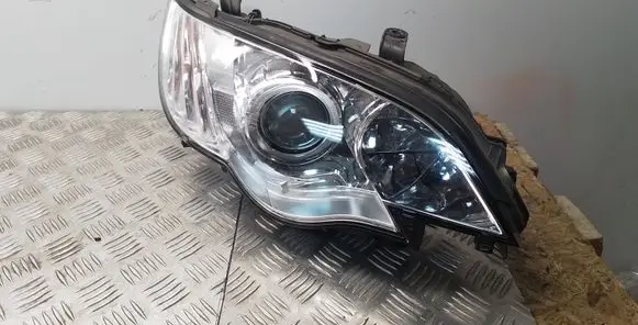 Subaru Outback Headlight/headlamp 10020954