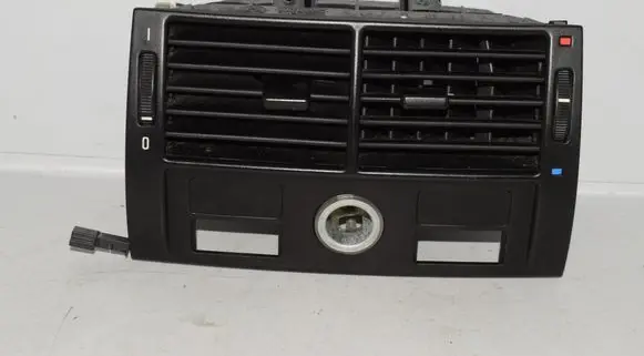 BMW X5 E53 Rear air vent grill 8409081 8370910 8370911