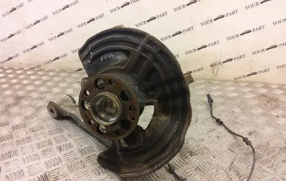 Mercedes-Benz A W176 Rear wheel hub