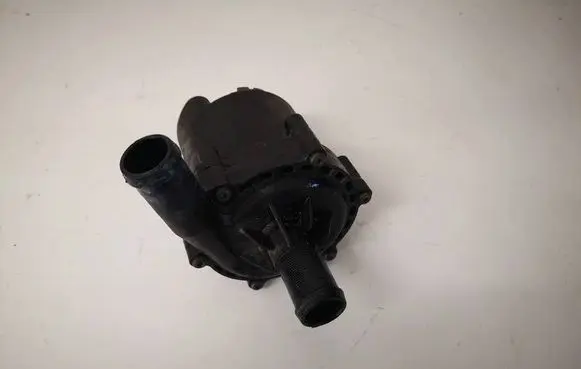 Tesla Model S Coolant heater control valve 600736700E
