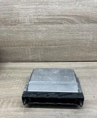 Volvo V70 Engine control unit/module 09496667A 0281001776