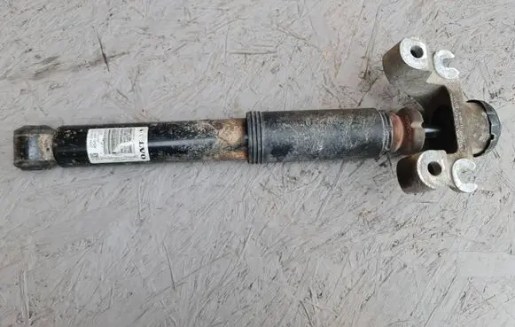 Volvo XC90 Rear shock absorber/damper 31451731 P31451