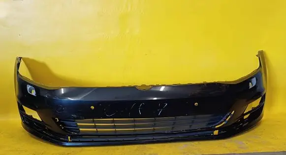 Volkswagen Golf VII Front bumper 5G0807221 5G0853677
